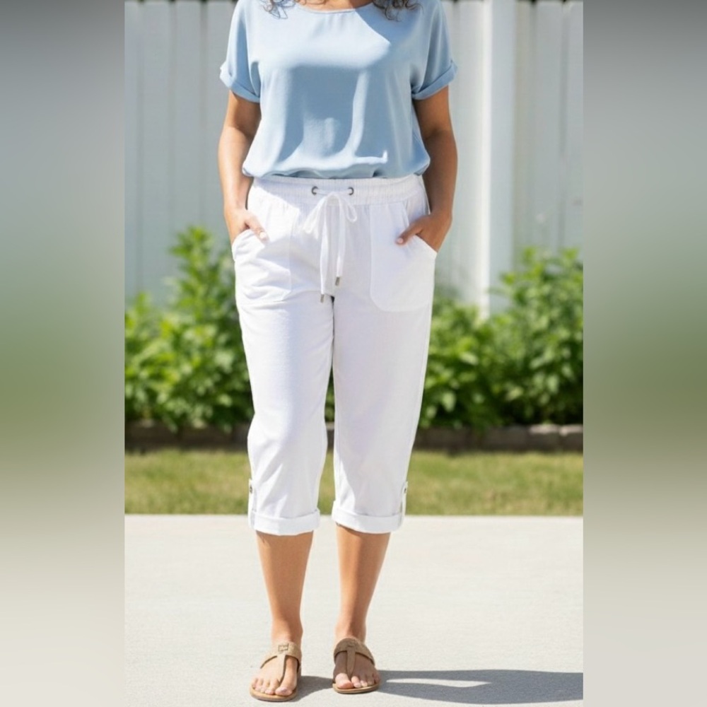 Dressbarn White Cropped Capris Drawstring, Zipper Closure, Size 24